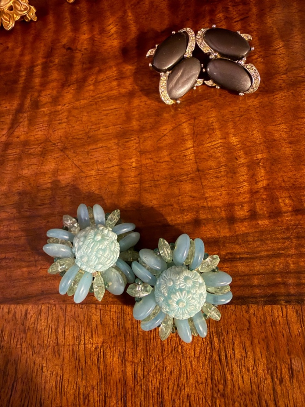 Vintage Sky Blue Floral Cluster Clip-On Earrings